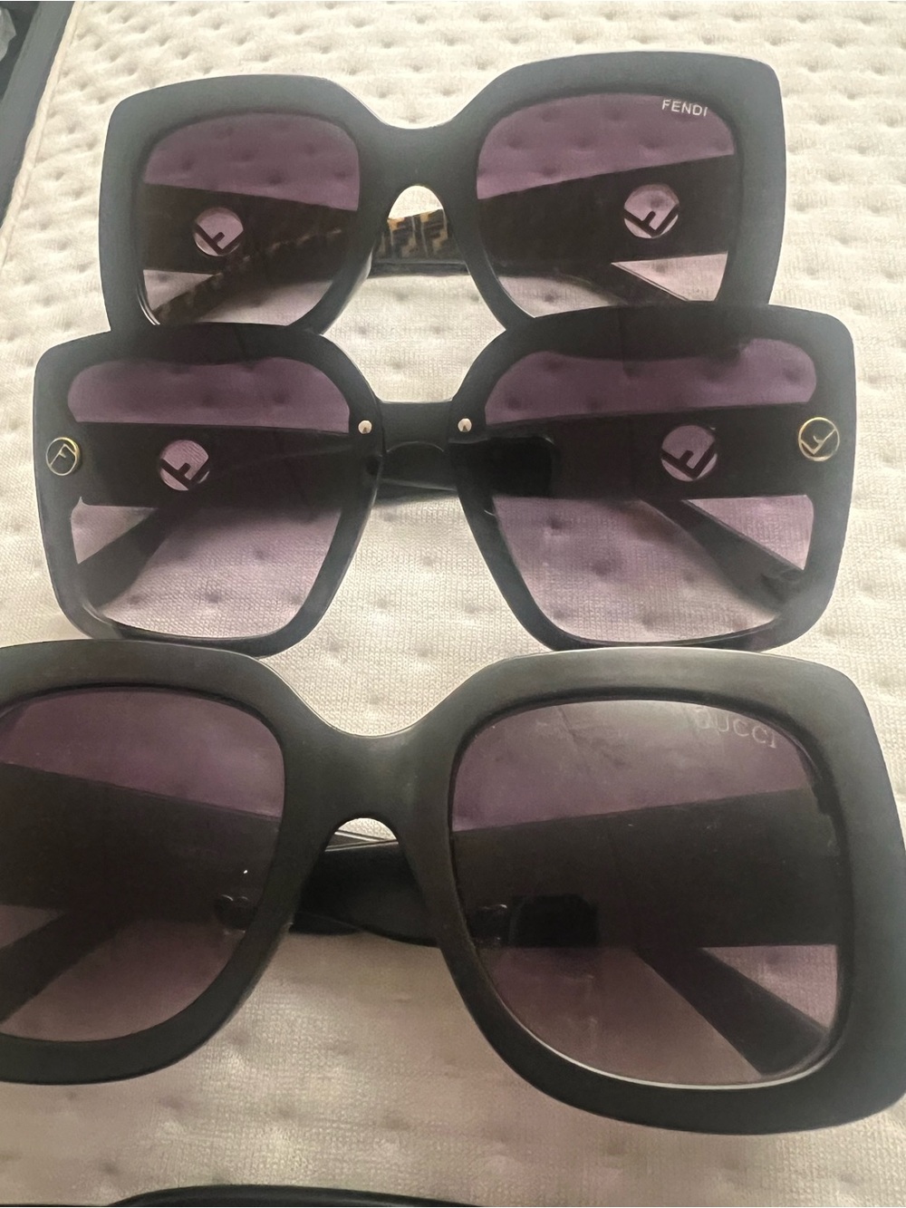 5 pair of sunglasses - Picture 5 of 5